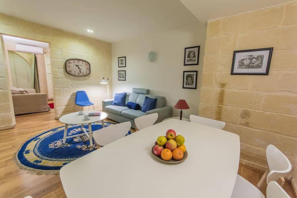Central Valletta House อิล-เฟอร์ยานา ภายนอก รูปภาพ